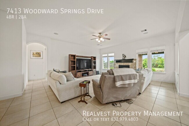 Building Photo - 7413 Woodward Springs Dr