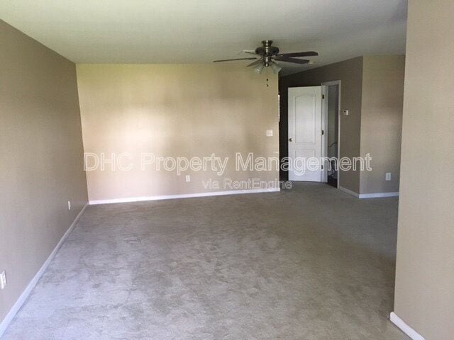 Building Photo - 6494 Snow Bird Ln