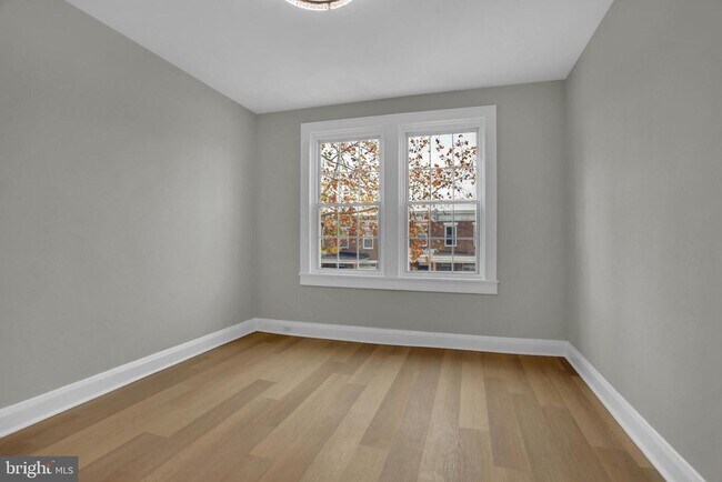 Building Photo - 3202 Dudley Ave