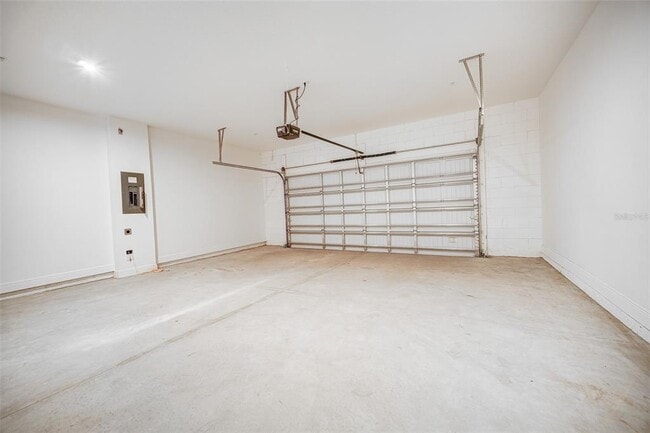 Building Photo - 7035 Nemours Pkwy