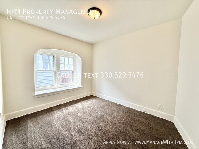 Building Photo - 3015 11th St SW