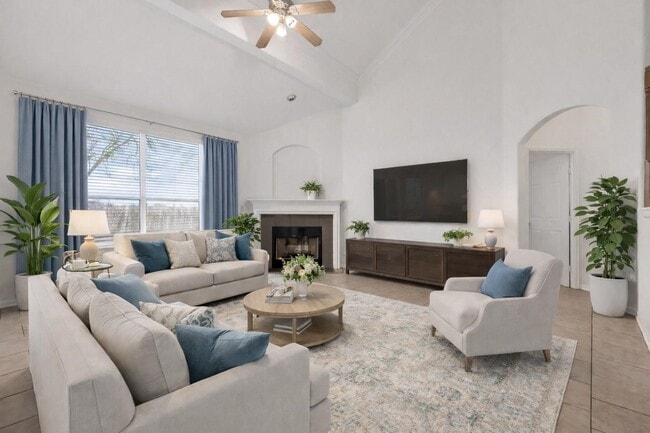 Building Photo - 14914 W Bend Dr