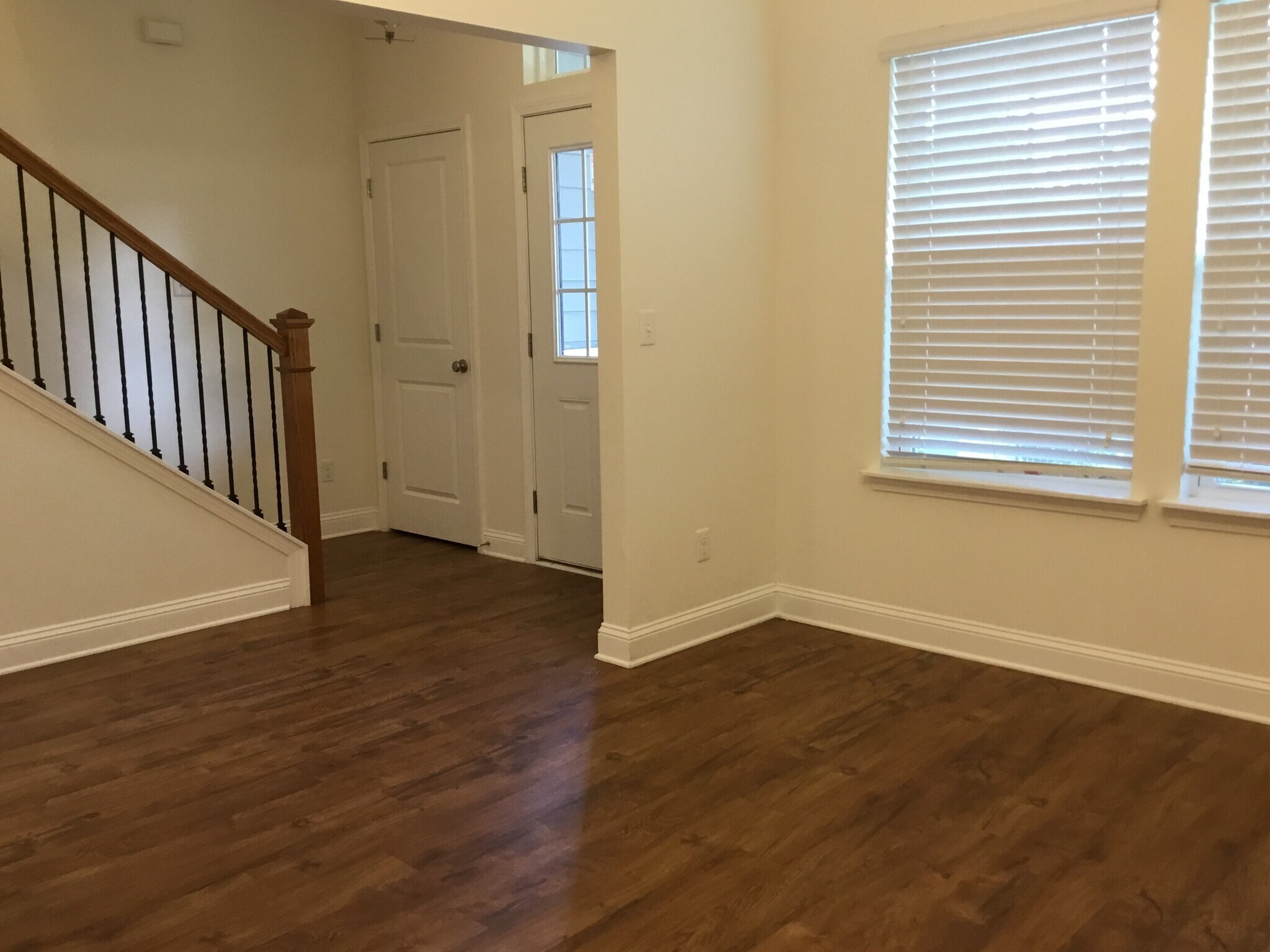 Building Photo - 5627 Long Marsh Dr