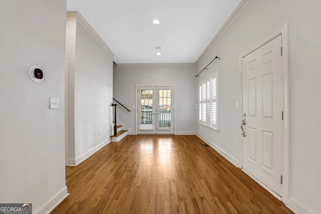 Building Photo - 225 Carlyle Park Dr