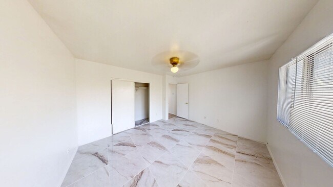Building Photo - 35030 Ave B