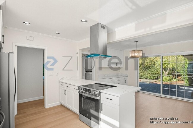 Building Photo - 14927 Jerries Dr