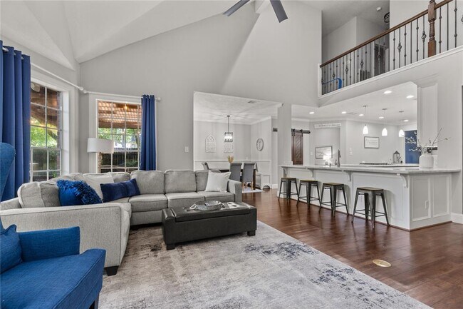 Building Photo - 6422 Gladehill Dr