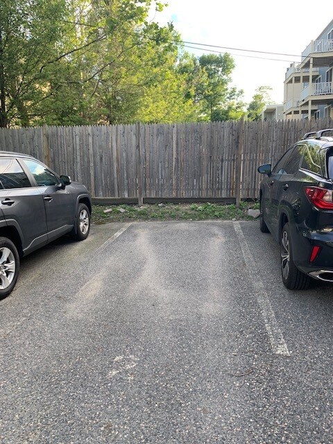 Building Photo - 95 Dix St