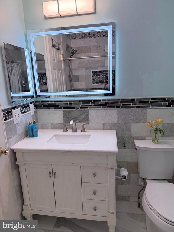 Building Photo - 413 Ruby Rd