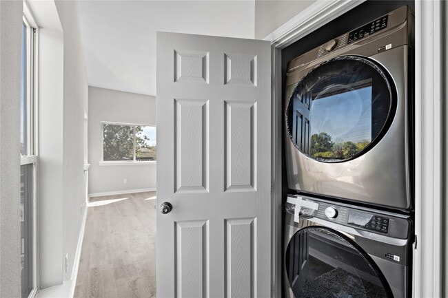 Building Photo - 8203 Tower St