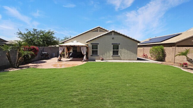 Building Photo - Beautifully updated home in Las Brisas Community of Goodyear!