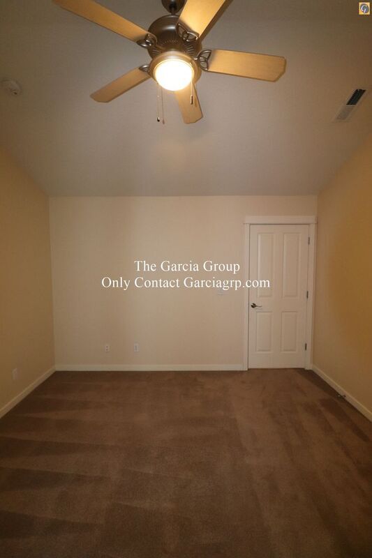 Building Photo - 7736 SW Cypress Ln