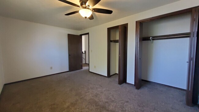 Building Photo - 370817