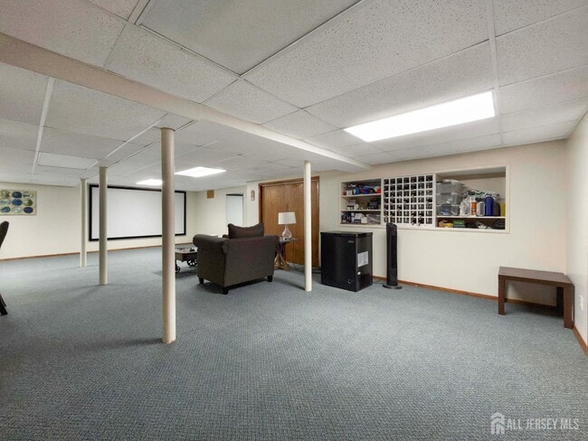 Building Photo - 592 Cabot Hill Rd