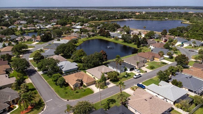 Building Photo - 957 Windward Way