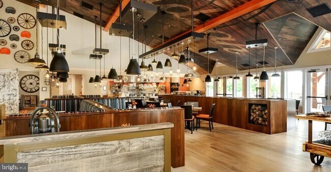 Building Photo - 157 Leather Flower Dr