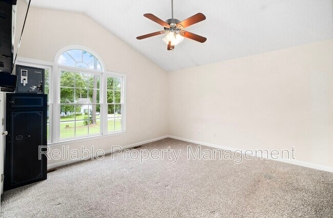 Building Photo - 191 Ridge Way Ln