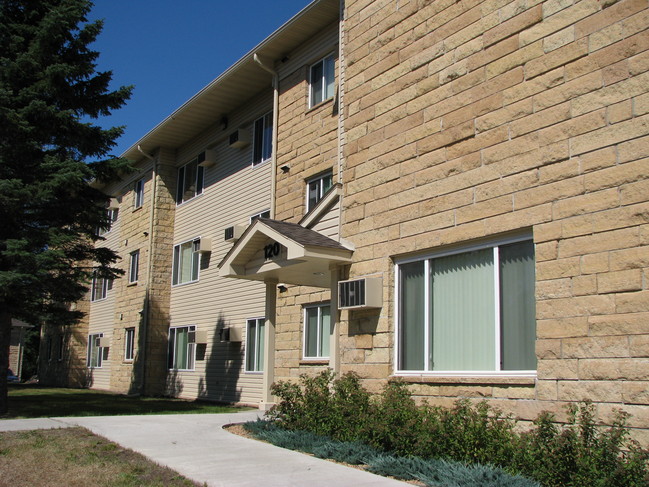 Building Photo - Birchwood East Apartments