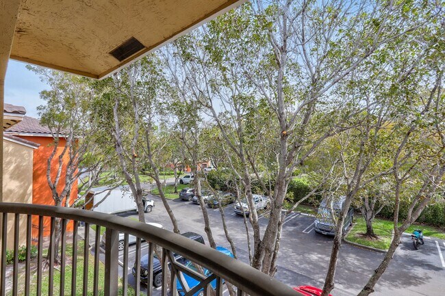 Building Photo - Minimal Upfront Costs — First Month & Security Deposit. Immediate Move-In Available!