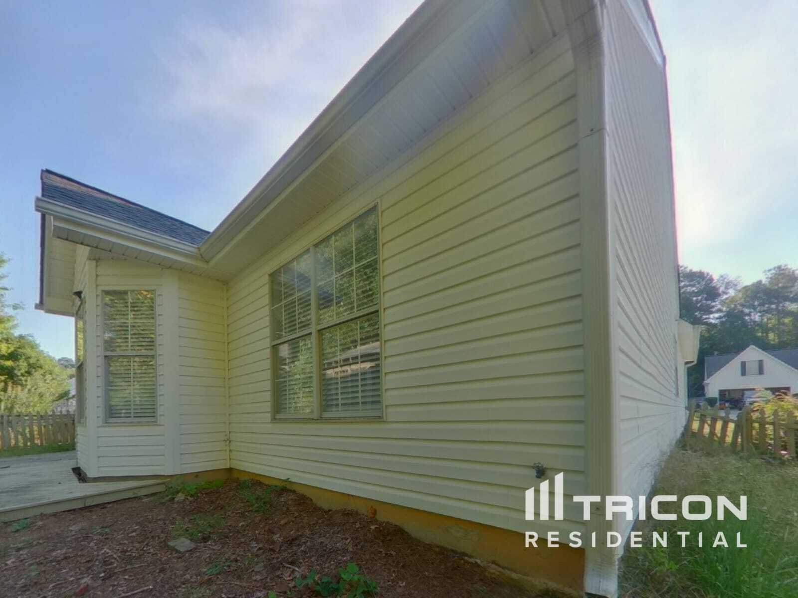 Building Photo - 1260 Wilkes Crest Dr NE