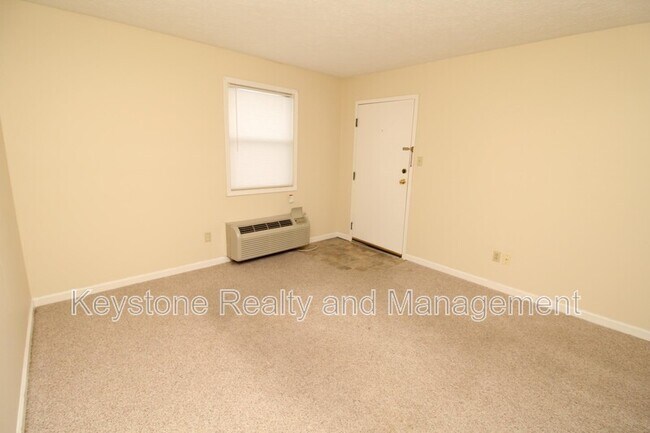Building Photo - 106 Koffman Dr