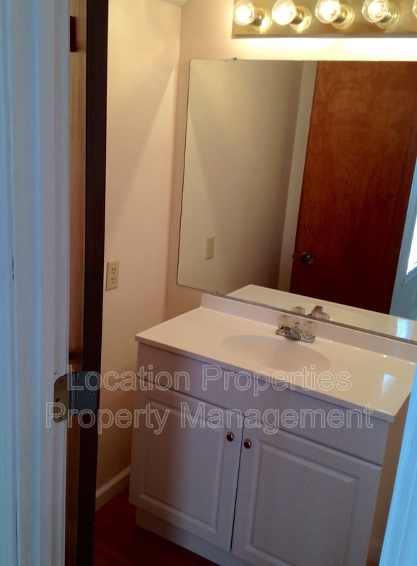 Building Photo - 3700 Harvard Rd