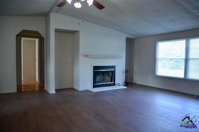 Building Photo - 111 Brighton Dr