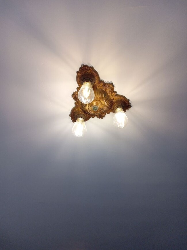 Building Photo - Renovated/Restored Upper Gwynedd Single Home for Rent!