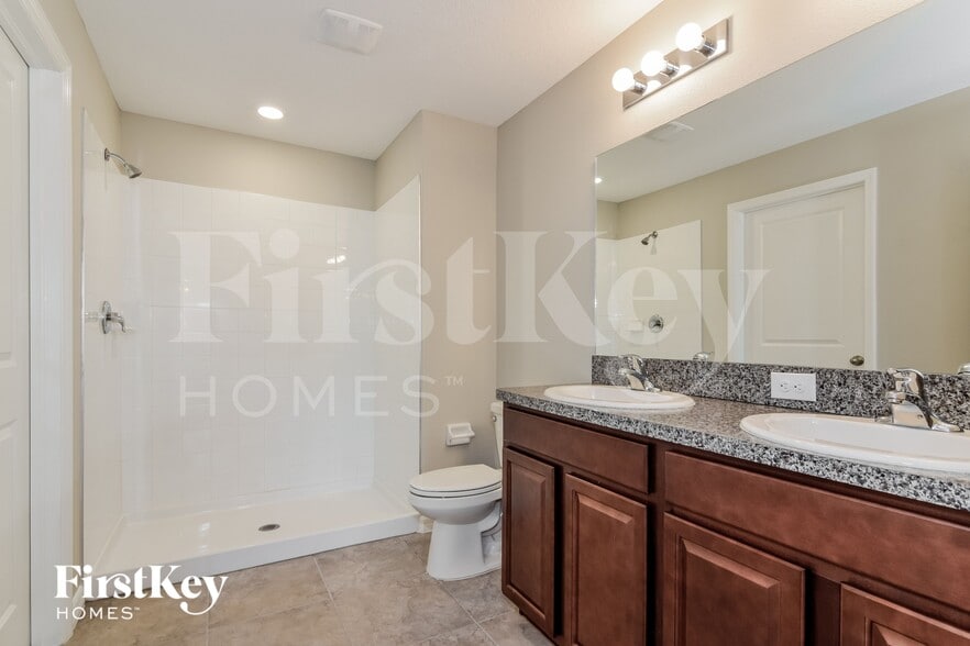 Building Photo - 9620 Sage Creek Dr