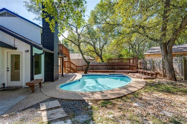 Building Photo - 4507 Yellow Rose Trail
