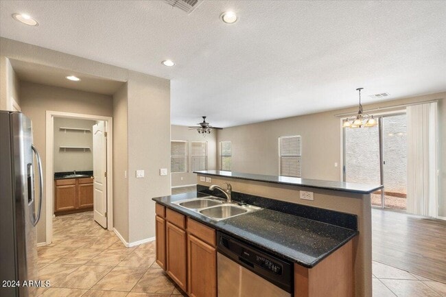 Building Photo - 3837 E Jasper Dr