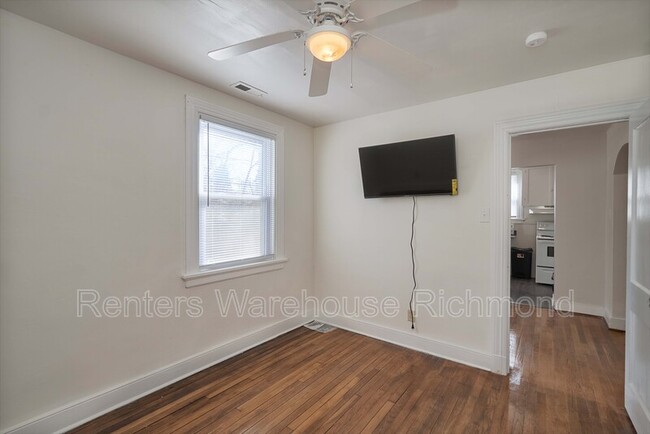 Building Photo - 1707 Greenville Ave