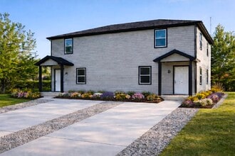 Building Photo - 4808 Lingonberry St