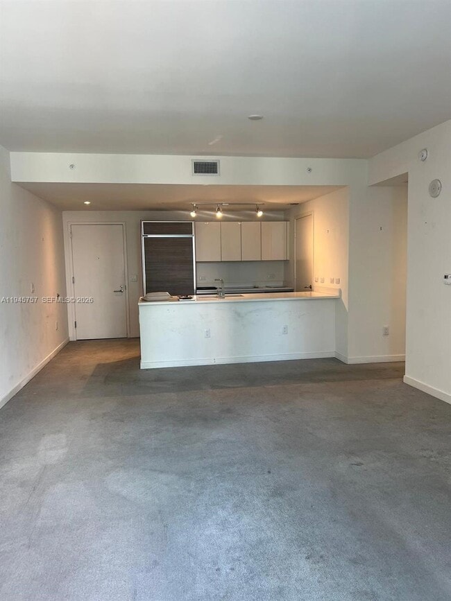 Building Photo - 1100 S Miami Ave