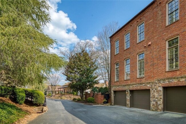 Building Photo - 100 Founders Mill Ct