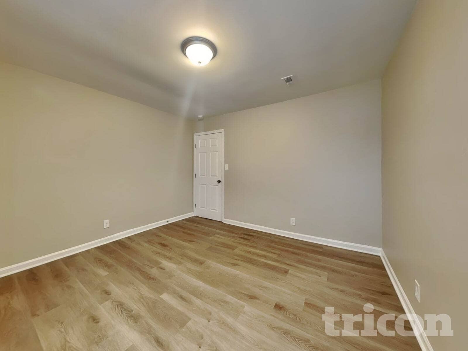 Building Photo - 213 Walnut Crest Dr