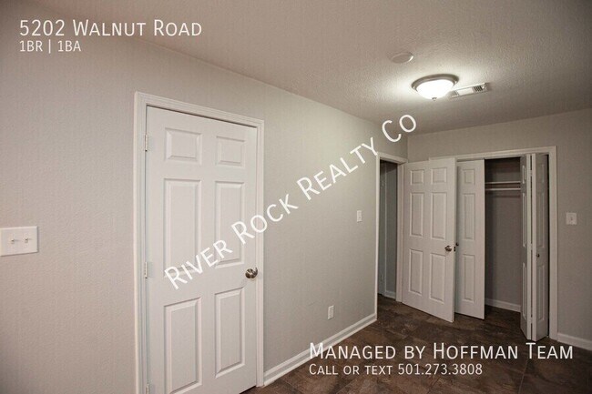 Building Photo - 5202 N Walnut Rd