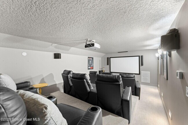 Building Photo - 133 Windemere Pl