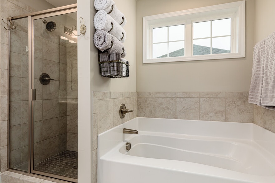 Building Photo - 205 Parrish Ln