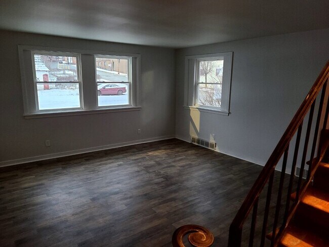 Building Photo - 936 McKean Ave