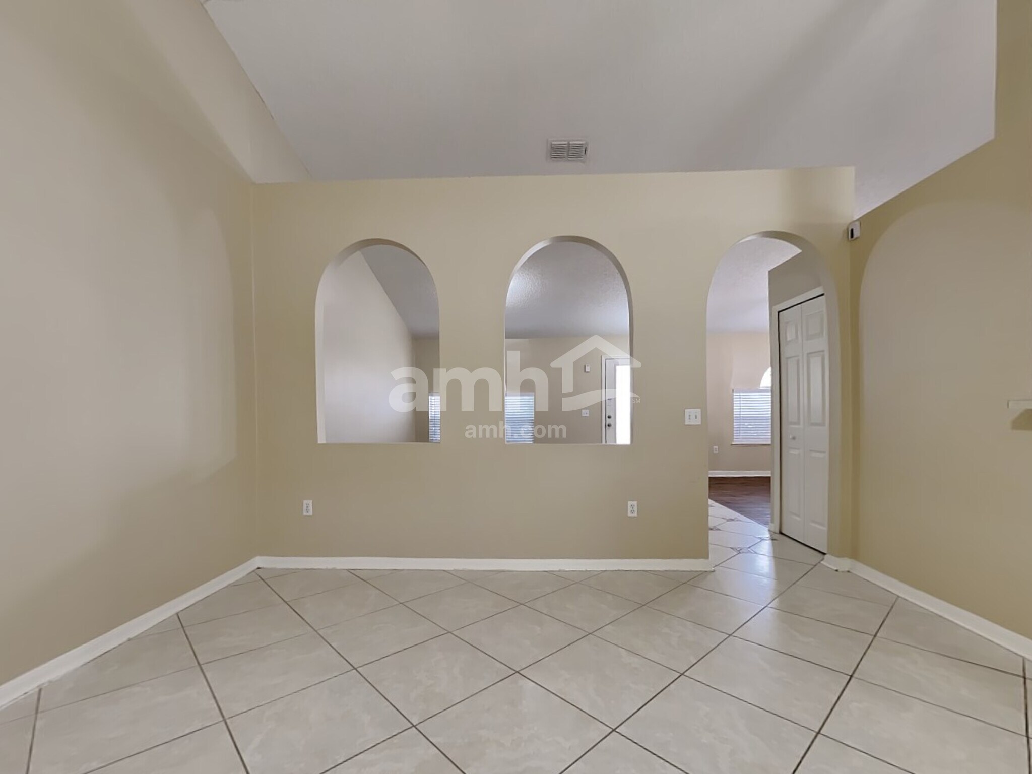 Building Photo - 12285 Hickory Forest Rd