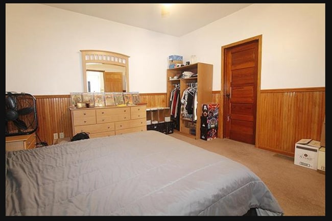 Building Photo - 136 Unit A (Lower)