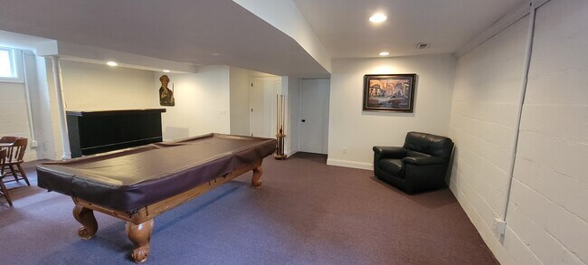 Building Photo - 19101 Delton Ave