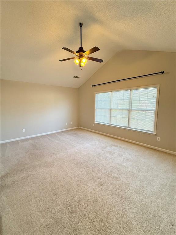 Building Photo - 593 Lullingstone Dr SE