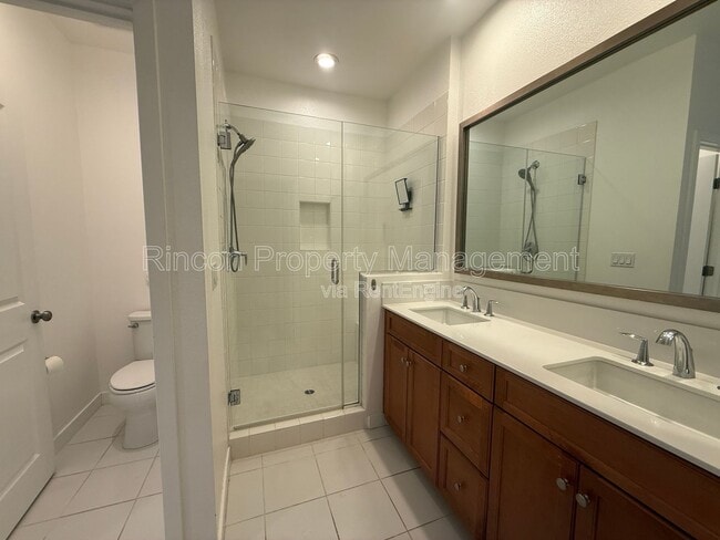 Building Photo - 43 Jensen Ct