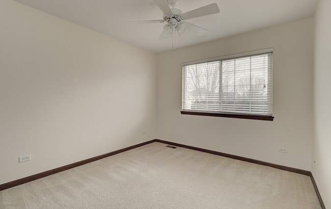 Building Photo - 23055 Ironwood Dr