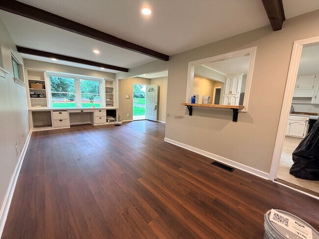 Building Photo - Fully Remodeled in the Heart of West Homewood - Welcome Home