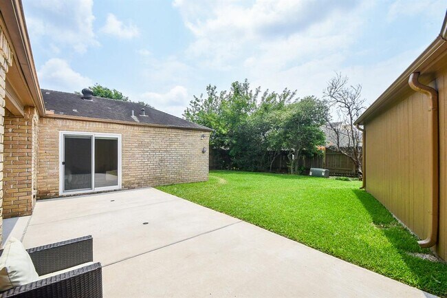 Building Photo - 7819 Candle Ln