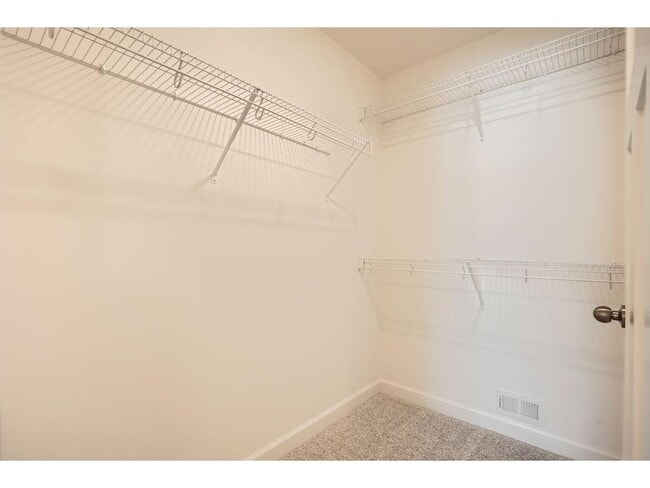 Building Photo - 1082 Jubert Dr
