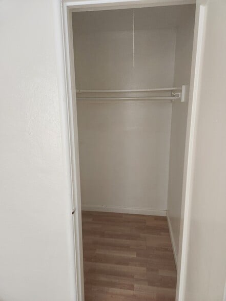 closet - 1731 10th St
